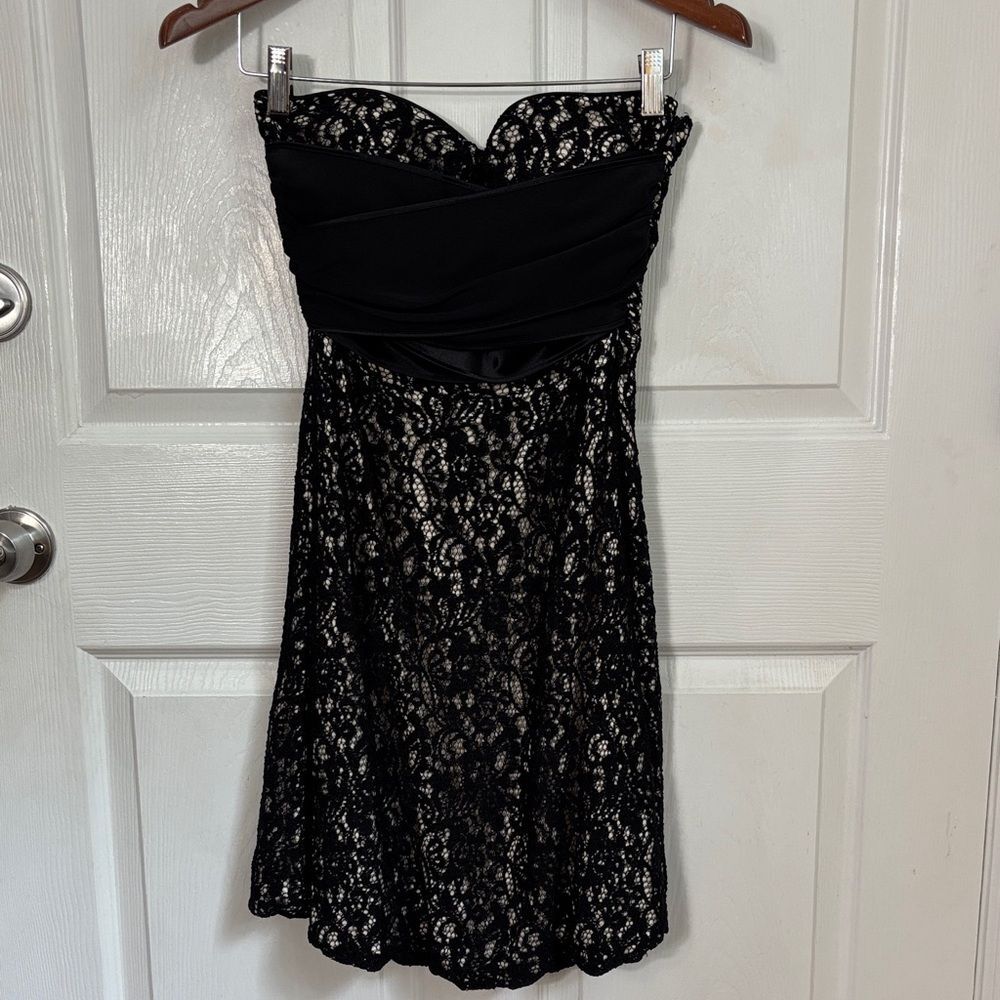 WHBM Strapless black lace dress size 2 party cocktail dress wedding guest dress